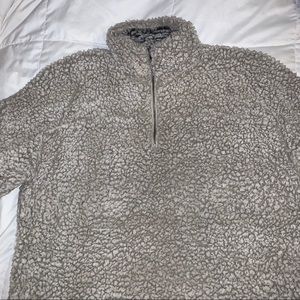 Grey Sherpa pull-over!!!